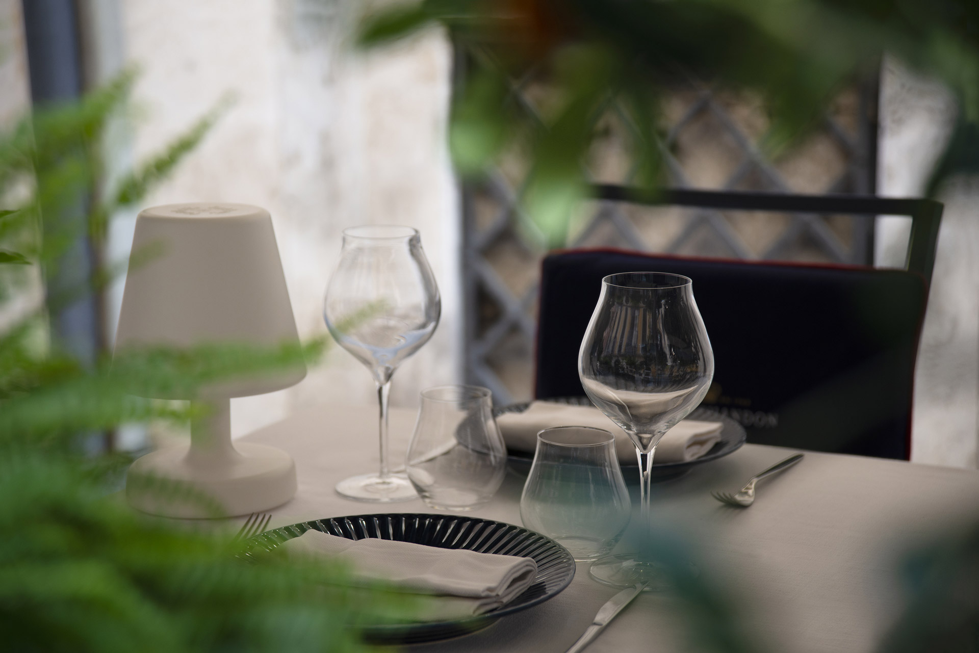 5 awesome cities to spend new year's eve in Outdoor Dining Life Garden - have lunch or dinner outside in Rome's historic center, In Life